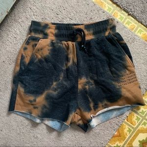 Balance Athletica ‘Affirmation’ Short (S) - dust devil